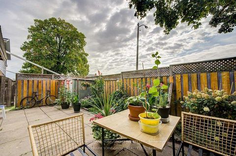 Photo 23 at 9 Bur Oak Way, Jane Heights, Toronto