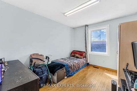 Photo 19 at 81 Hagar Avenue, Smythe, Toronto