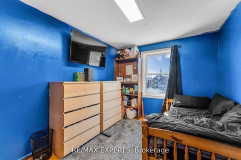 Photo 26 at 81 Hagar Avenue, Smythe, Toronto