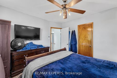 Photo 29 at 81 Hagar Avenue, Smythe, Toronto