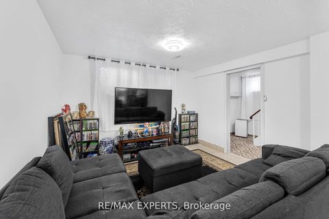Photo 36 at 81 Hagar Avenue, Smythe, Toronto