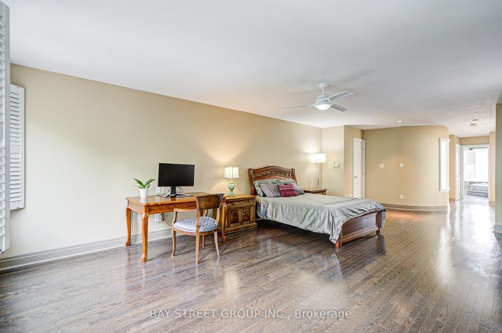 Photo 18 at 529 Davenport Road, Casa Loma, Toronto