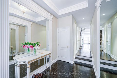 Photo 2 at 529 Davenport Road, Casa Loma, Toronto