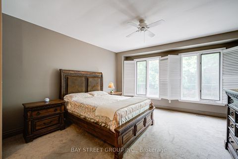 Photo 14 at 529 Davenport Road, Casa Loma, Toronto