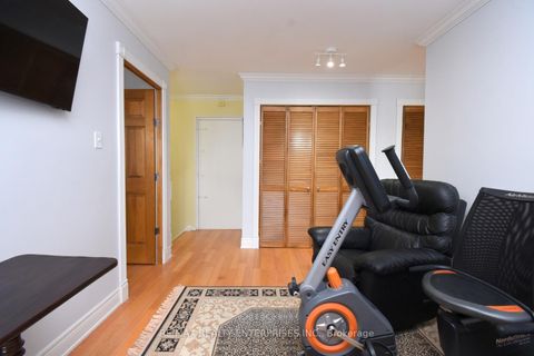 Photo 16 at 119 - 2001 Bonnymede Drive, Clarkson, Mississauga