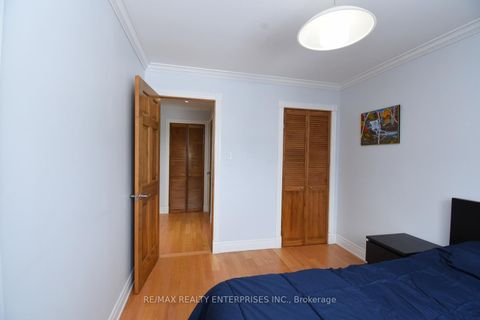 Photo 21 at 119 - 2001 Bonnymede Drive, Clarkson, Mississauga
