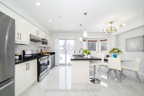 Photo 4 at 27 Indigo Street, Rouge Woods, Richmond Hill