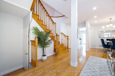 Photo 5 at 27 Indigo Street, Rouge Woods, Richmond Hill