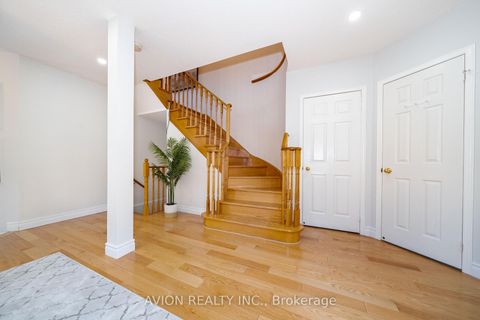 Photo 16 at 27 Indigo Street, Rouge Woods, Richmond Hill