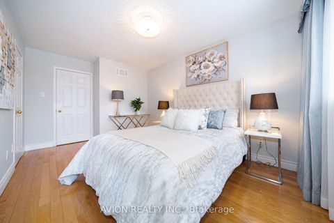 Photo 31 at 27 Indigo Street, Rouge Woods, Richmond Hill