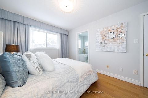 Photo 32 at 27 Indigo Street, Rouge Woods, Richmond Hill