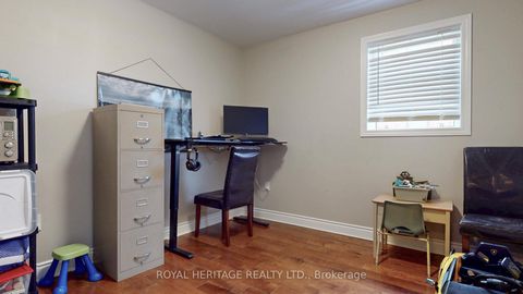 Photo 16 at 100 Cromwell Avenue, Vanier, Oshawa