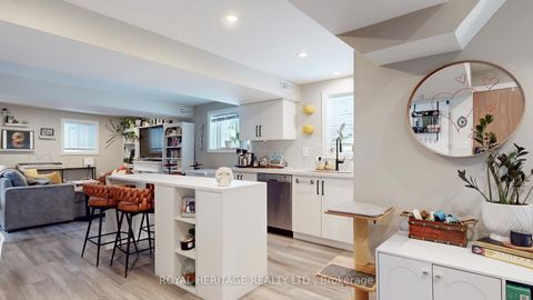 Photo 24 at 100 Cromwell Avenue, Vanier, Oshawa