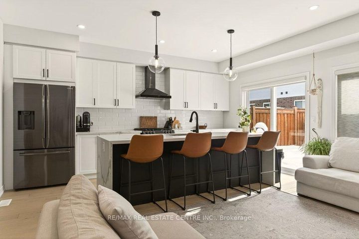 Photo 12 at 74 Bobolink Road, Bruleville, Hamilton