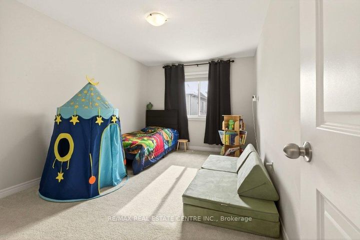 Photo 24 at 74 Bobolink Road, Bruleville, Hamilton