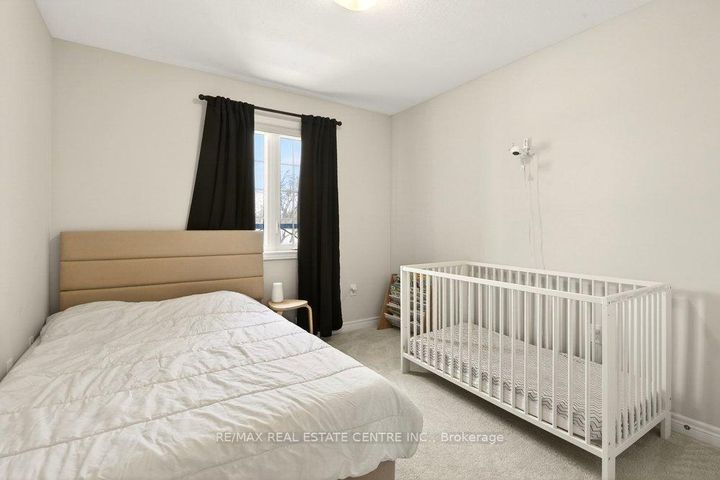 Photo 25 at 74 Bobolink Road, Bruleville, Hamilton