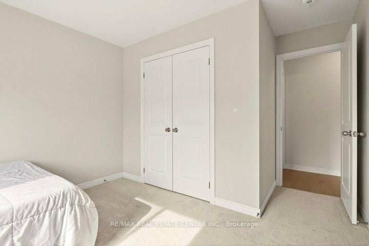 Photo 26 at 74 Bobolink Road, Bruleville, Hamilton