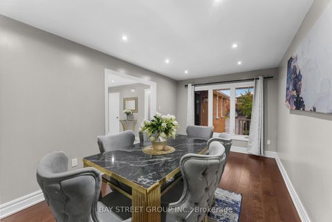 Photo 8 at 34 Lamp Crescent, West Woodbridge, Vaughan