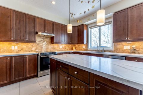 Photo 8 at 137 Jewel House Lane, Shore, Barrie