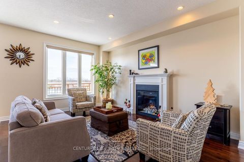 Photo 12 at 137 Jewel House Lane, Shore, Barrie