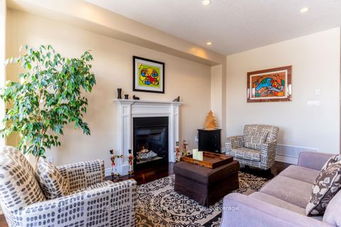 Photo 13 at 137 Jewel House Lane, Shore, Barrie