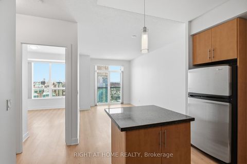 Photo 2 at 3302 - 120 Homewood Avenue, North St. James Town, Toronto