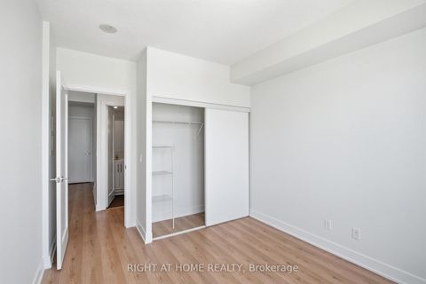 Photo 11 at 3302 - 120 Homewood Avenue, North St. James Town, Toronto