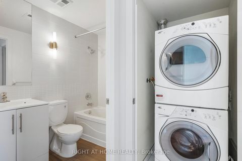 Photo 14 at 3302 - 120 Homewood Avenue, North St. James Town, Toronto