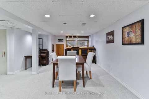 Photo 22 at 819 Srigley Street, College Manor, Newmarket