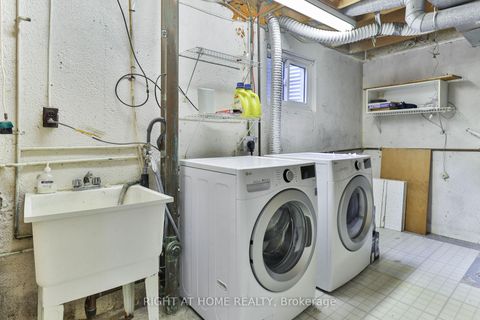 Photo 25 at 819 Srigley Street, College Manor, Newmarket