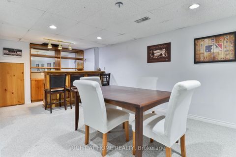 Photo 26 at 819 Srigley Street, College Manor, Newmarket