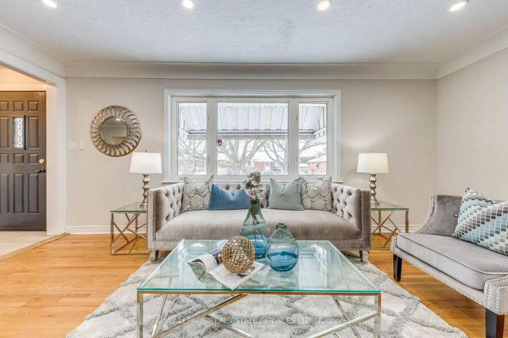 Photo 0 at 186 Fernwood Crescent, Hampton Heights, Hamilton