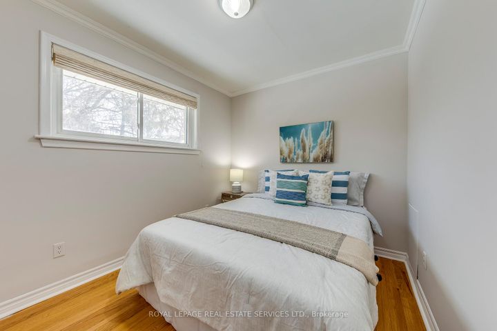 Photo 16 at 186 Fernwood Crescent, Hampton Heights, Hamilton