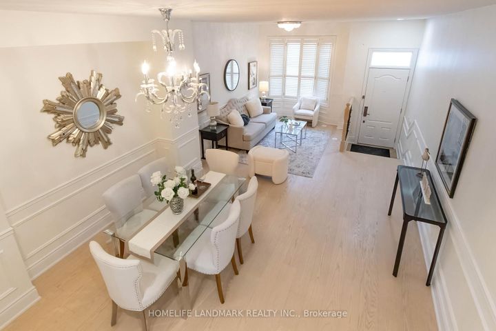 Photo 1 at 52 Clairtrell Road, Willowdale East, Toronto