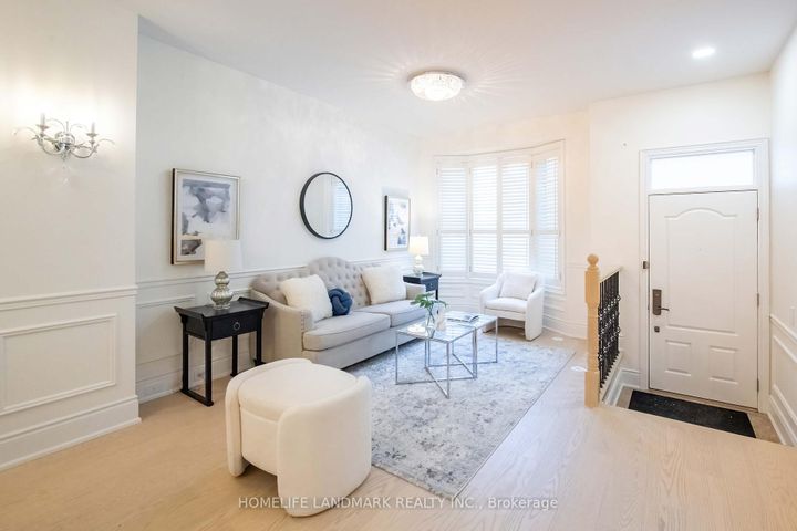 Photo 5 at 52 Clairtrell Road, Willowdale East, Toronto