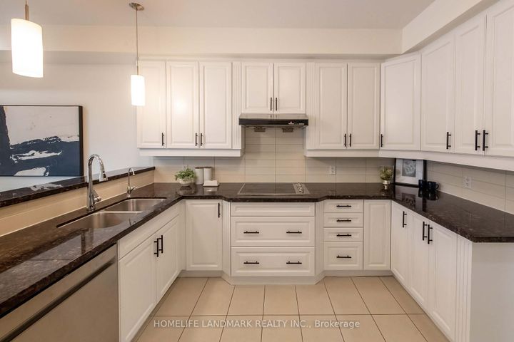 Photo 10 at 52 Clairtrell Road, Willowdale East, Toronto