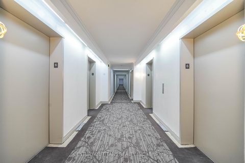 Photo 2 at 622 - 3 Greystone Walk Drive, Kennedy Park, Toronto