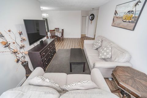 Photo 9 at 622 - 3 Greystone Walk Drive, Kennedy Park, Toronto