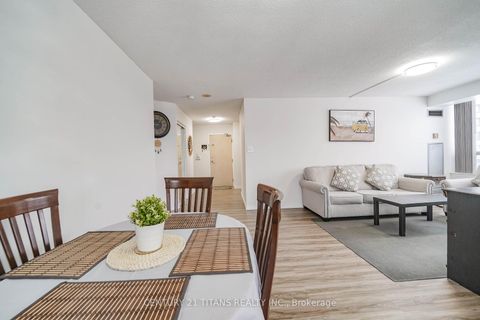 Photo 13 at 622 - 3 Greystone Walk Drive, Kennedy Park, Toronto