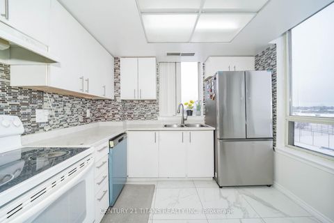 Photo 14 at 622 - 3 Greystone Walk Drive, Kennedy Park, Toronto