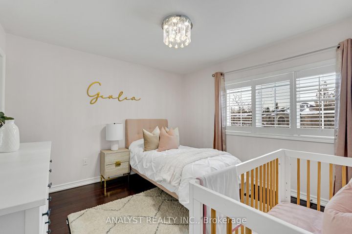 Photo 29 at 43 Carstad Crescent, Islington Woods, Vaughan