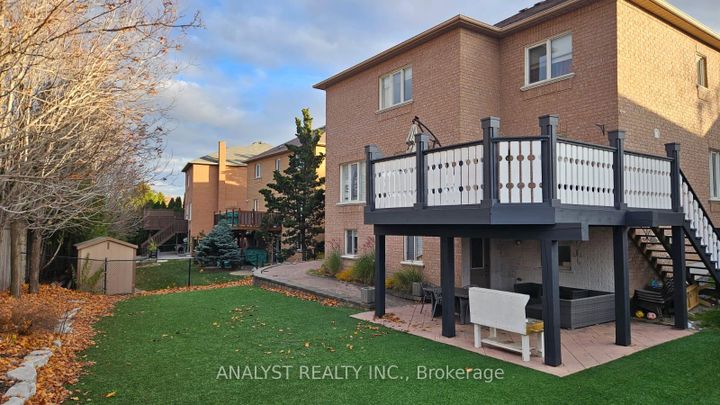 Photo 40 at 43 Carstad Crescent, Islington Woods, Vaughan