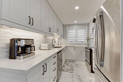 Photo 17 at 13 Patrick Drive, Aurora Highlands, Aurora