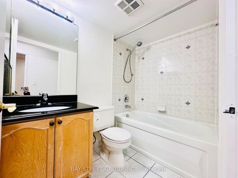 Photo 13 at PH106 - 23 Hollywood Avenue, Willowdale East, Toronto