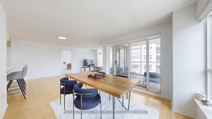 Photo 13 at 1609 - 909 Bay Street, Bay Street Corridor, Toronto