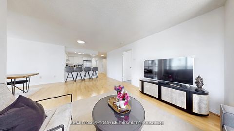 Photo 10 at 1609 - 909 Bay Street, Bay Street Corridor, Toronto