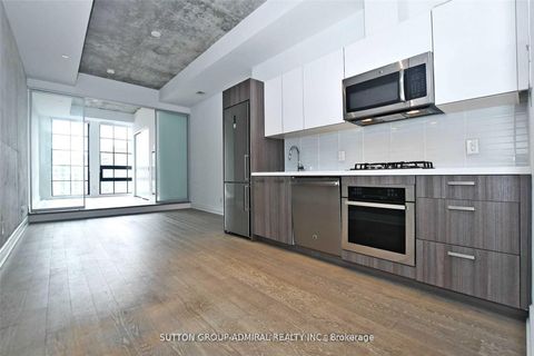 Photo 5 at 1010 - 608 Richmond Street, Waterfront Communities C1, Toronto