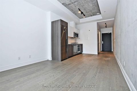 Photo 15 at 1010 - 608 Richmond Street, Waterfront Communities C1, Toronto