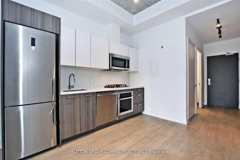 Photo 17 at 1010 - 608 Richmond Street, Waterfront Communities C1, Toronto
