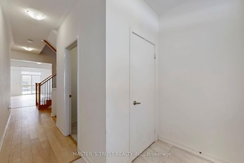 Photo 15 at 208 Harding Park Street, Glenway Estates, Newmarket